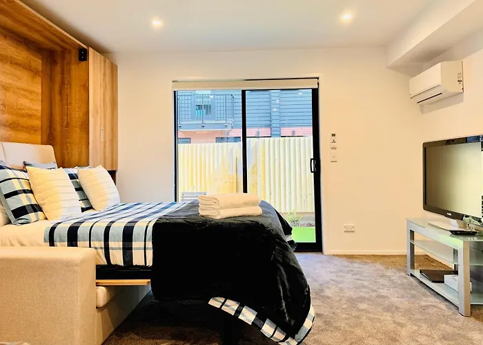 Central Christchurch Heartstay Studio